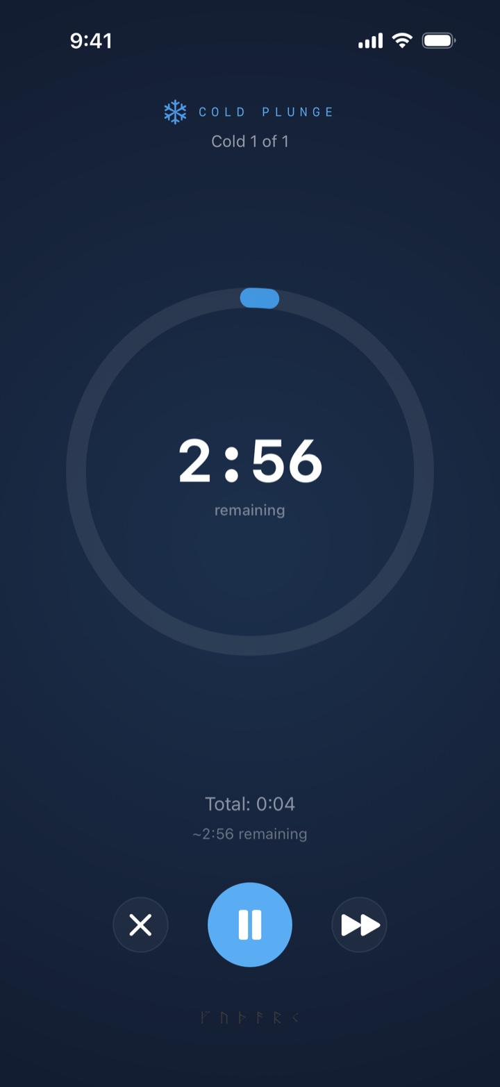 TrackCold active workout screen showing a 2 minute 30 second cold phase timer mid-session.